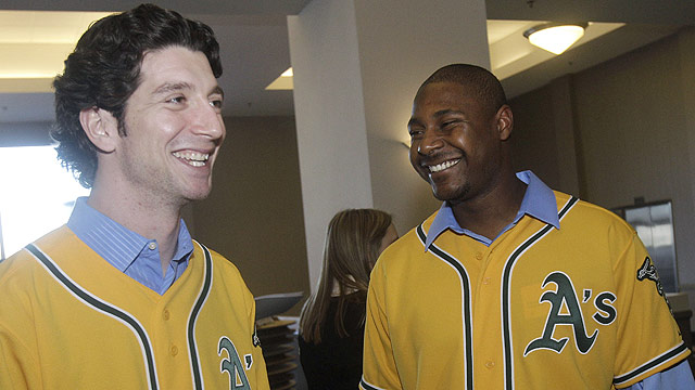 Reviewing the new Gold Oakland A's Alternate Jersey –